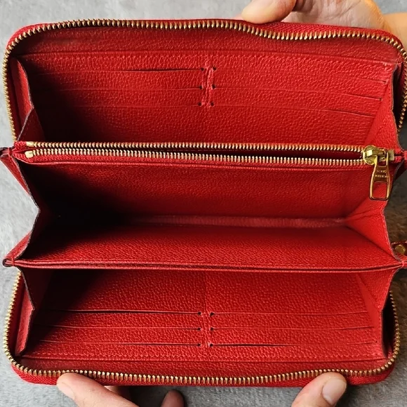 Limited Edition Louis Vuitton Black Leather Monogram Long Wallet - Picture 9 of 15